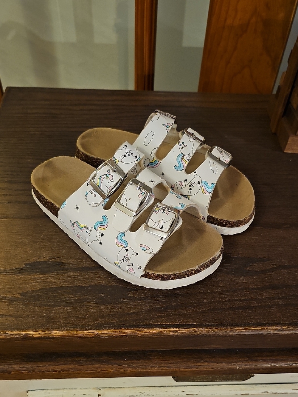 Kids White Unicorn Print Triple-Strap Sandals